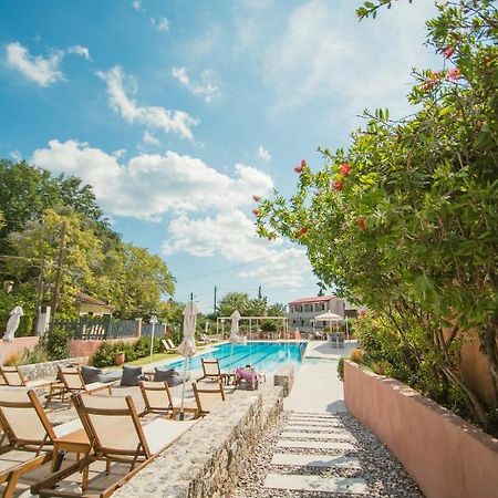 Dominoes Corfu Lejlighedshotel Ypsos Eksteriør billede