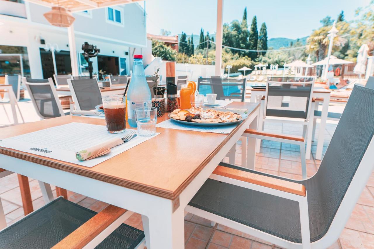 Dominoes Corfu Lejlighedshotel Ypsos Eksteriør billede