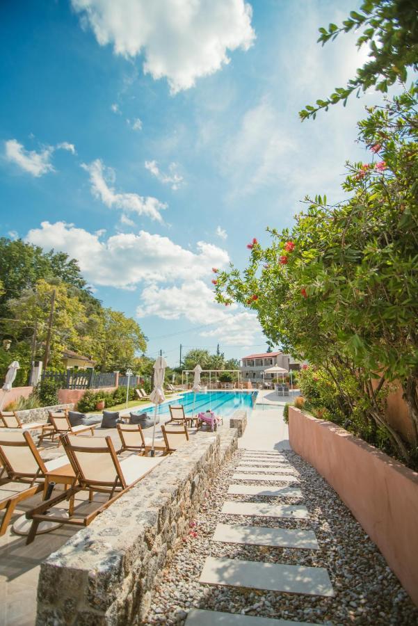 Dominoes Corfu Lejlighedshotel Ypsos Eksteriør billede