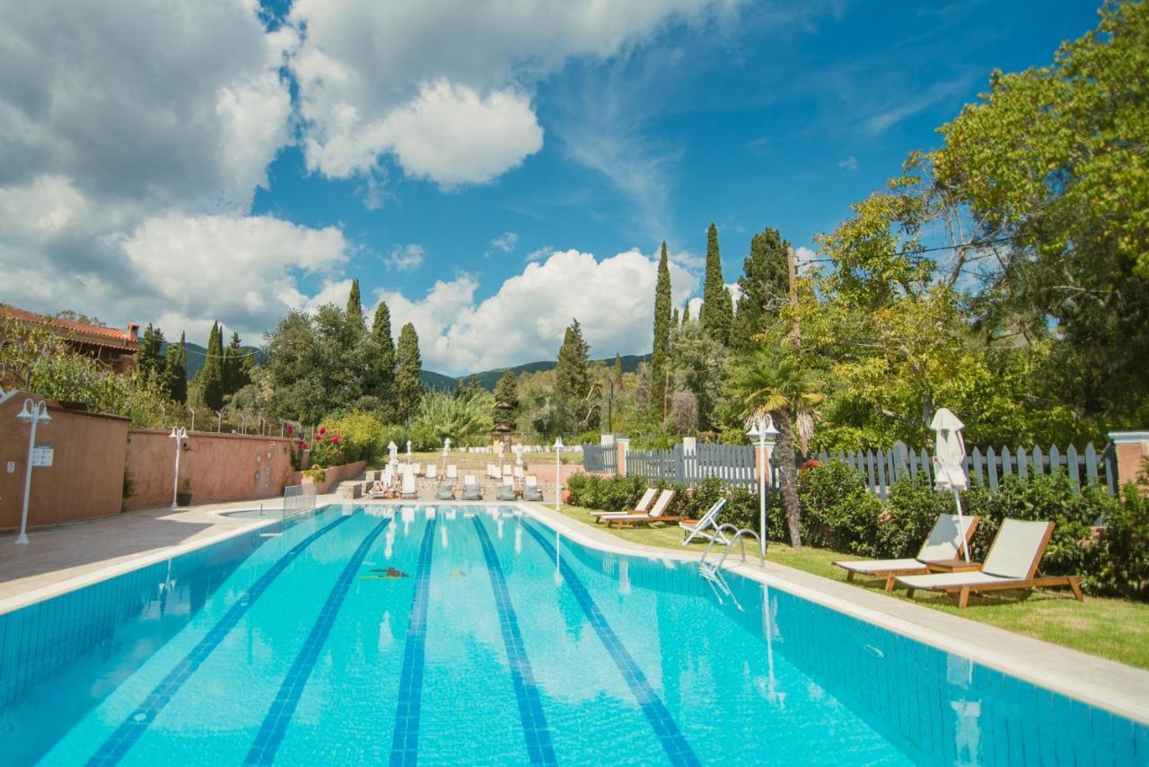 Dominoes Corfu Lejlighedshotel Ypsos Eksteriør billede