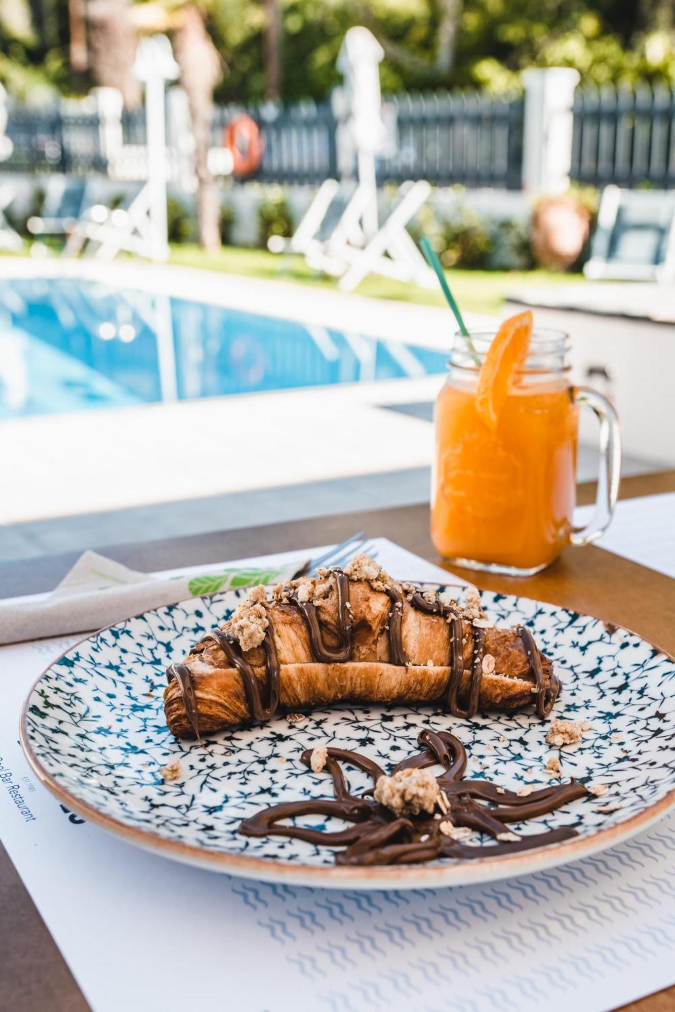 Dominoes Corfu Lejlighedshotel Ypsos Eksteriør billede