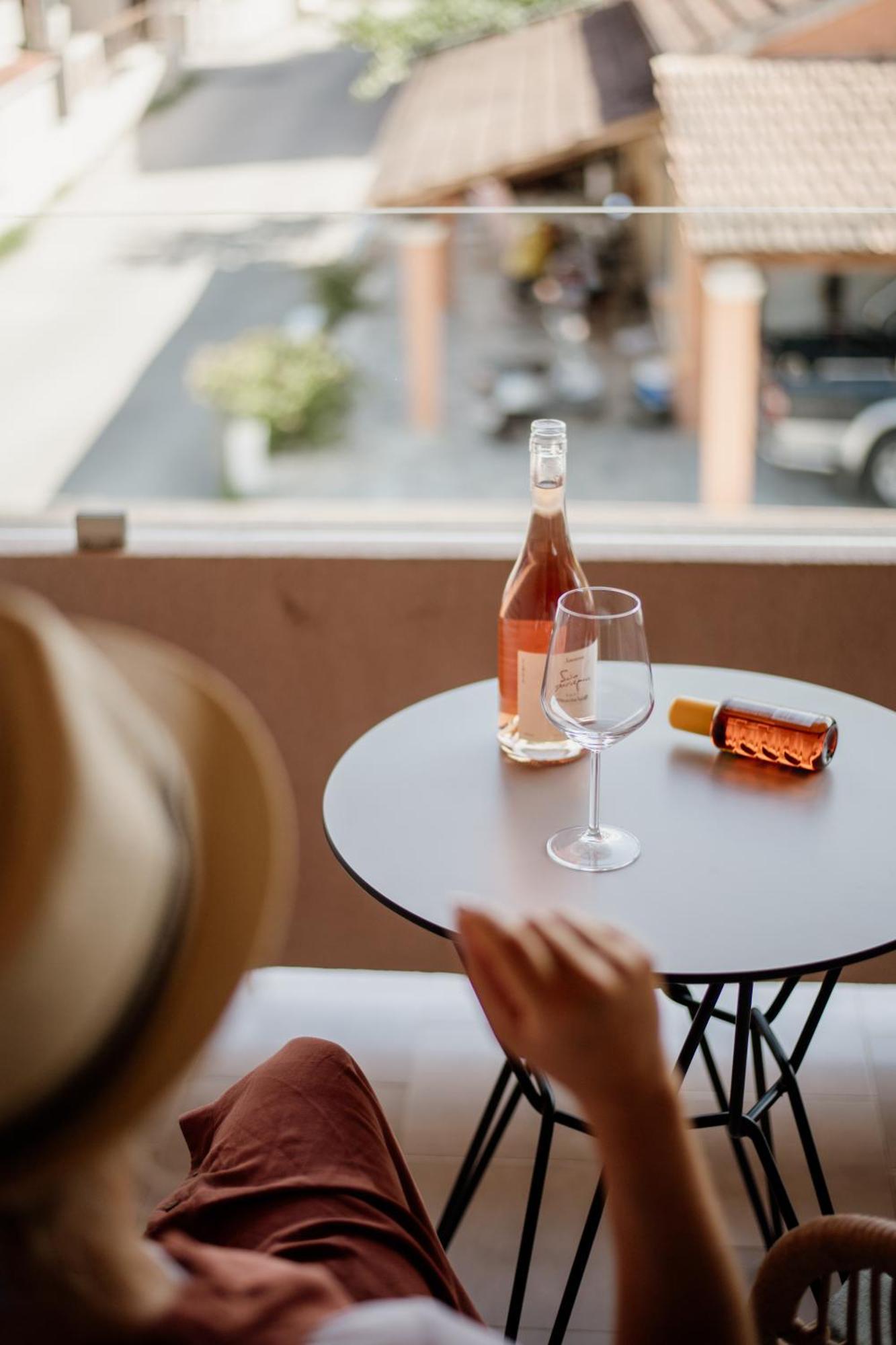 Dominoes Corfu Lejlighedshotel Ypsos Eksteriør billede