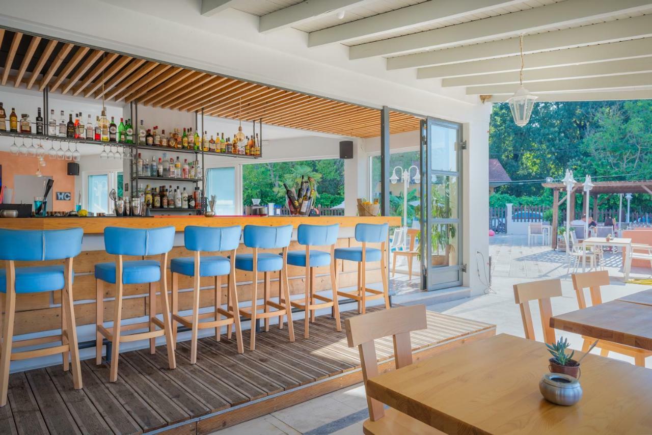 Dominoes Corfu Lejlighedshotel Ypsos Eksteriør billede